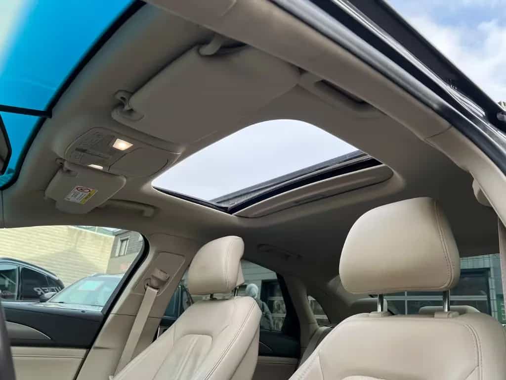 Lincoln MKZ 11/2021-photo-14