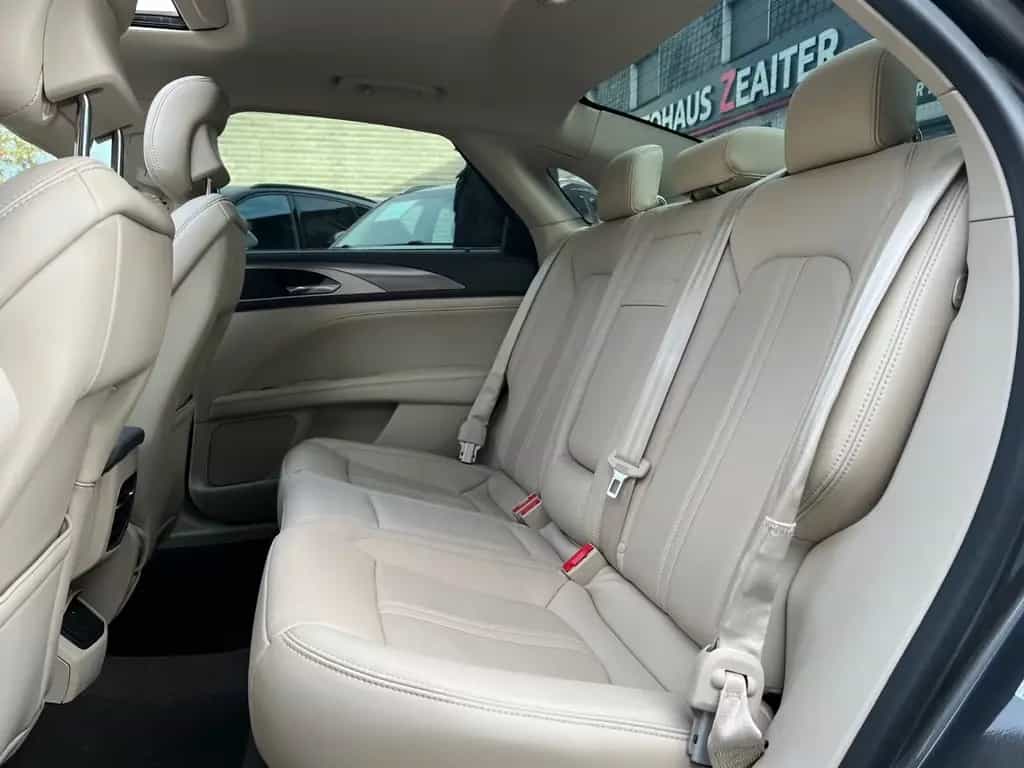 Lincoln MKZ 11/2021-photo-16