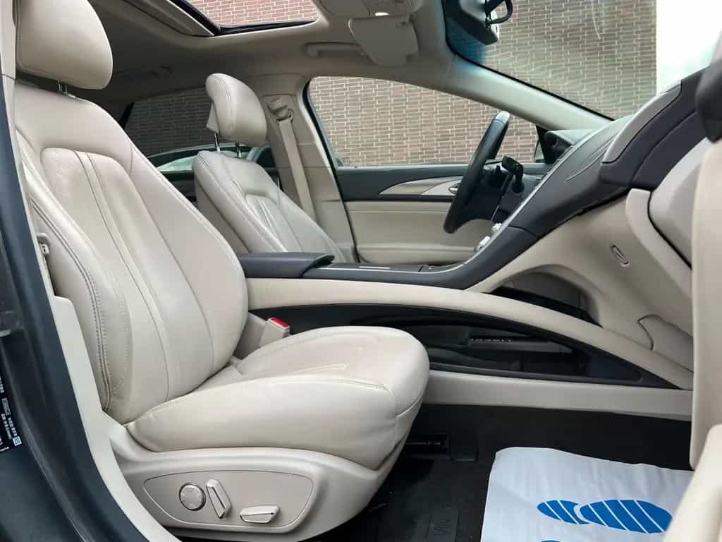 Lincoln MKZ 11/2021-photo-20