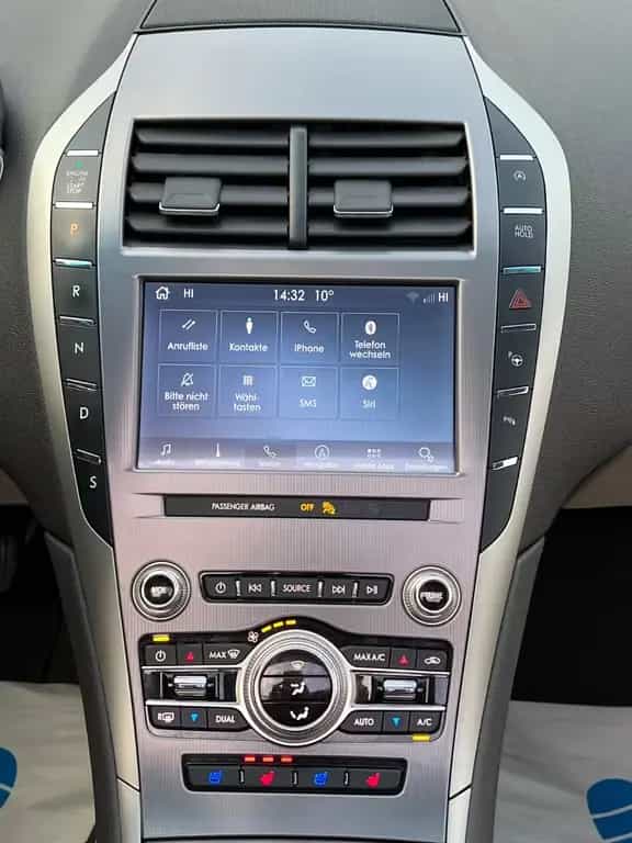 Lincoln MKZ 11/2021-photo-24