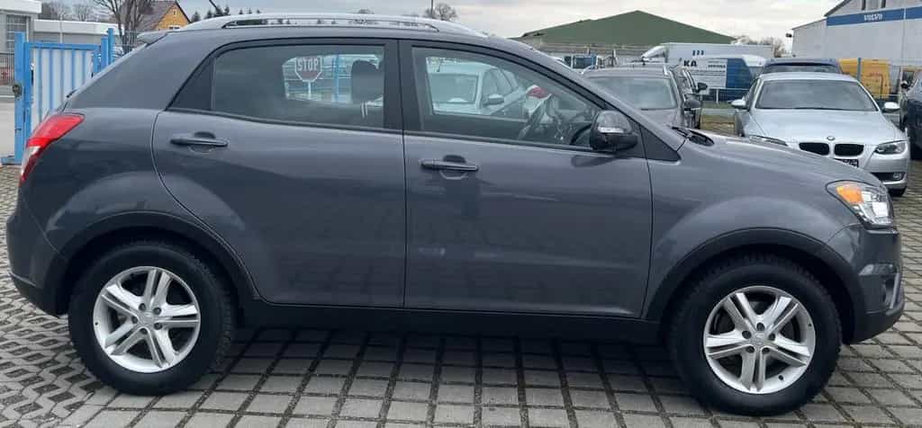 Ssangyong Korando 2.0 D20T 4x2 08/2015-photo-4