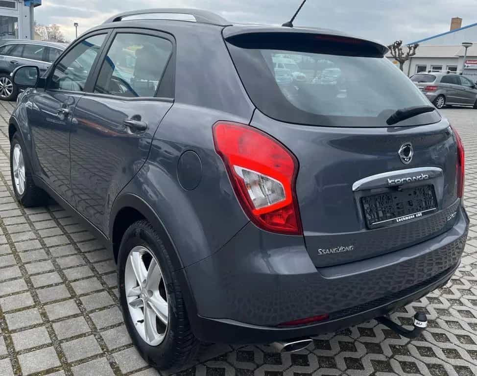 Ssangyong Korando 2.0 D20T 4x2 08/2015-photo-7