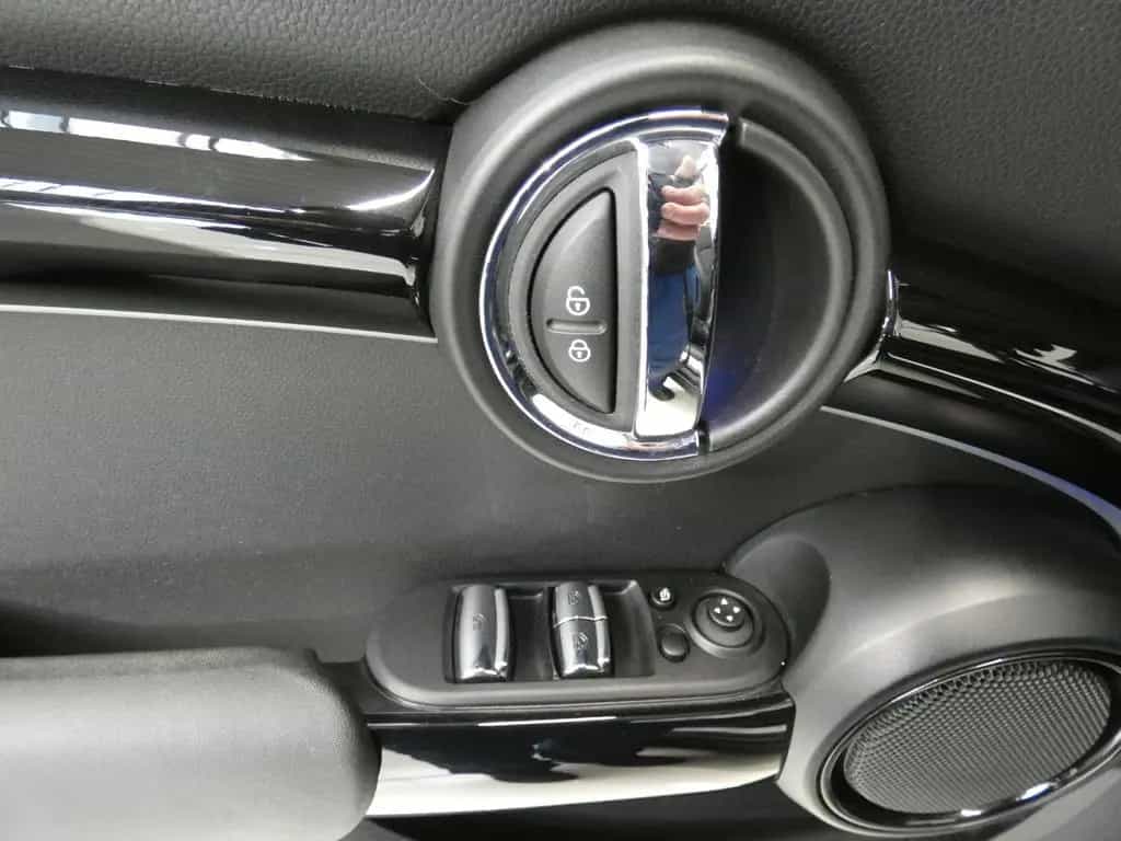 MINI Cooper S Classic Trim*NaviPro*HUD*DAB*Kamera 03/2021-photo-27