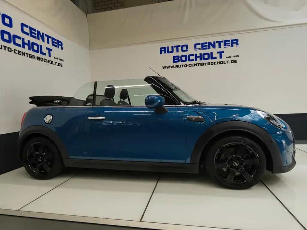 MINI Cooper S Classic Trim*NaviPro*HUD*DAB*Kamera 03/2021-photo-3