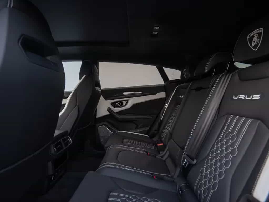 Lamborghini Urus S 23" B&O PANO MASSAGE PARK-ASSIST ADP 04/2025-photo-10