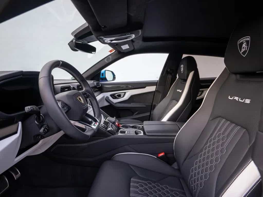 Lamborghini Urus S 23" B&O PANO MASSAGE PARK-ASSIST ADP 04/2025-photo-17