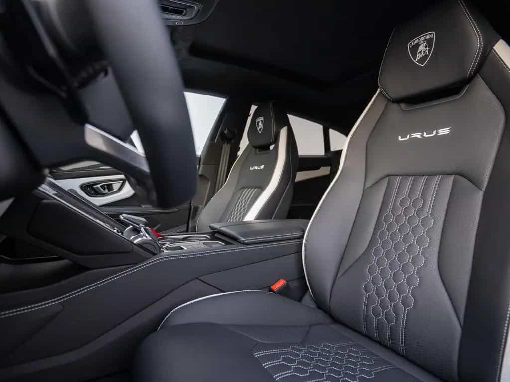 Lamborghini Urus S 23" B&O PANO MASSAGE PARK-ASSIST ADP 04/2025-photo-18