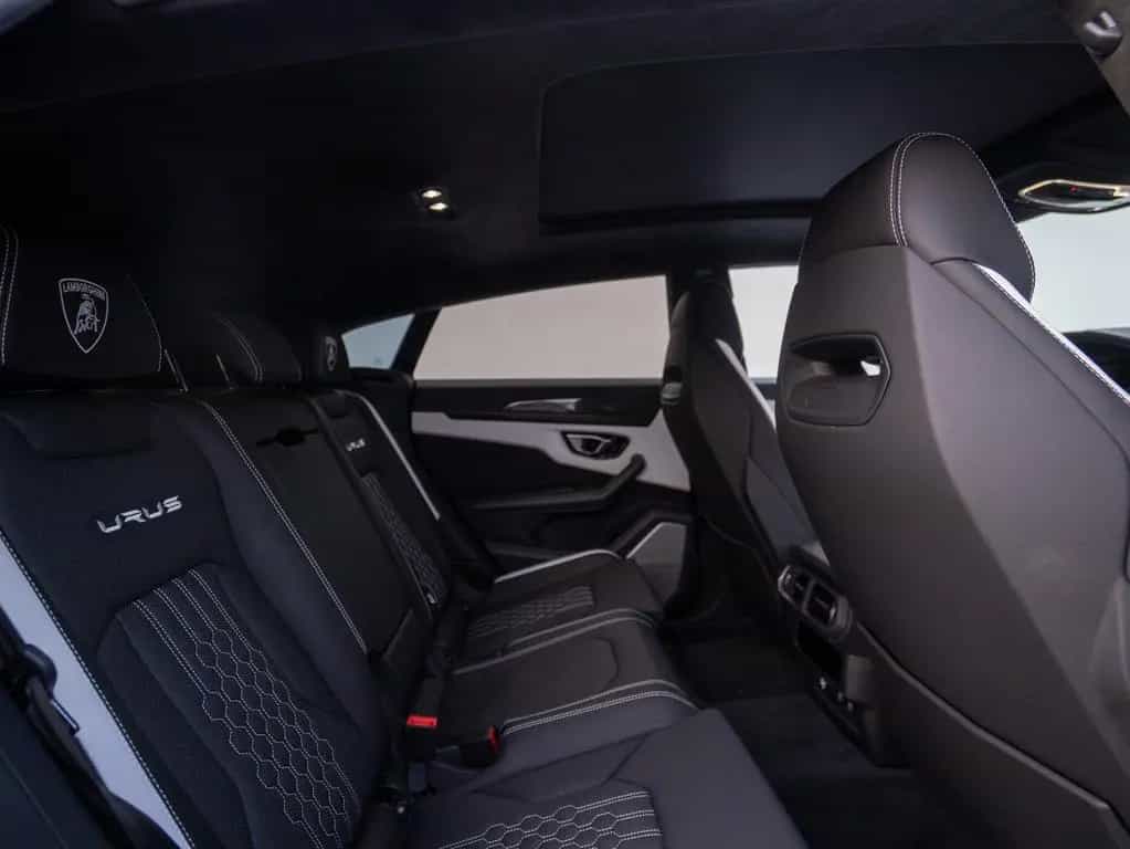 Lamborghini Urus S 23" B&O PANO MASSAGE PARK-ASSIST ADP 04/2025-photo-42