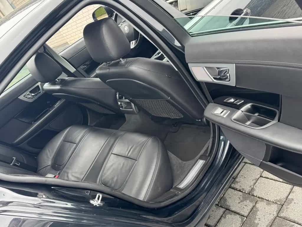 Jaguar XF 3.0 V6 Diesel S Premium Luxury Premium Luxury 10/2012-photo-9
