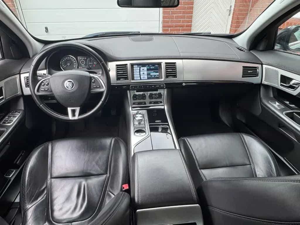 Jaguar XF 3.0 V6 Diesel S Premium Luxury Premium Luxury 10/2012-photo-6