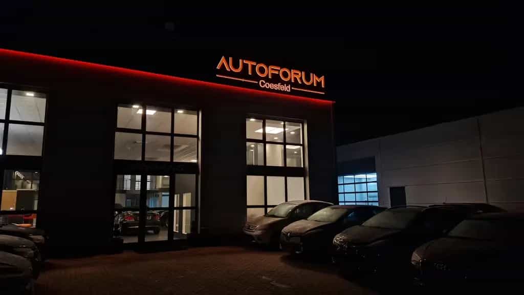 Land Rover Range Rover Rover Velar 2.0 D200 DYNAMIC SE AWD 03/2025-photo-19