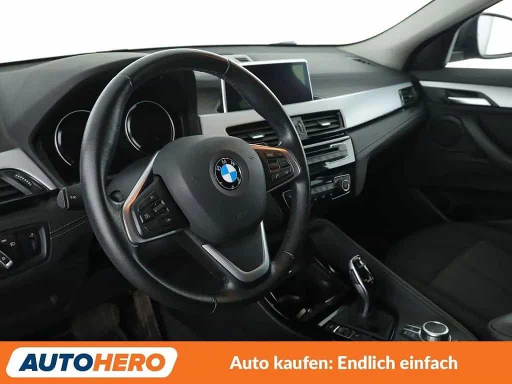 BMW X2 sDrive 20i Advantage Aut.*NAVI*LED*TEMPO*CAM* 09/2020-photo-10