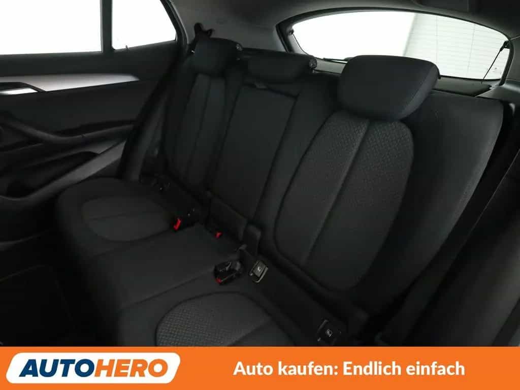 BMW X2 sDrive 20i Advantage Aut.*NAVI*LED*TEMPO*CAM* 09/2020-photo-13