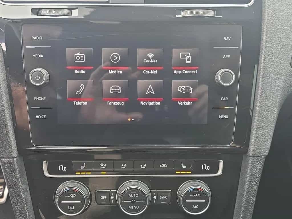 Volkswagen Golf VII GTI PERFORMANCE+LED+DIGITAL TACHO+PDC 04/2018-photo-24