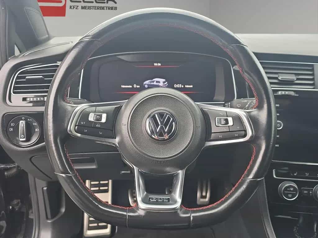 Volkswagen Golf VII GTI PERFORMANCE+LED+DIGITAL TACHO+PDC 04/2018-photo-9
