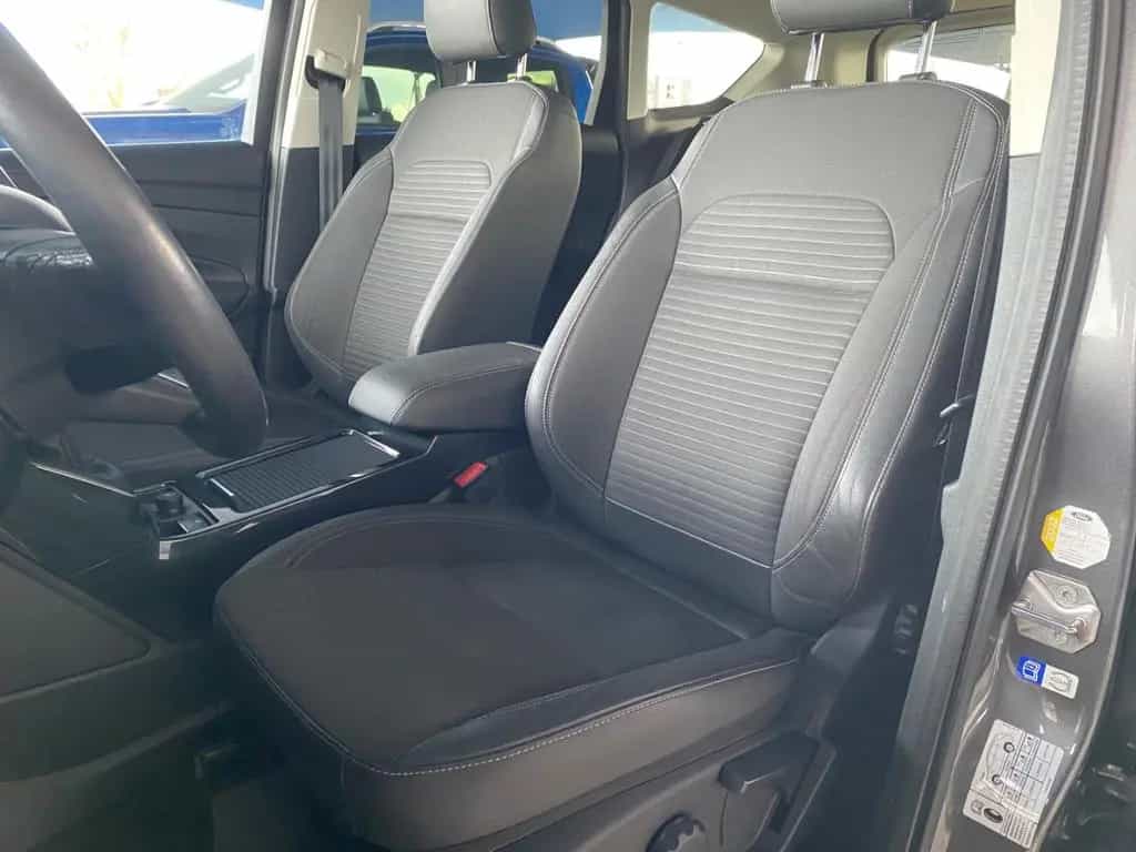 Ford Kuga Titanium+AHK+Xenon+PDC+BLIS+KeyFree+Winter 04/2018-photo-14