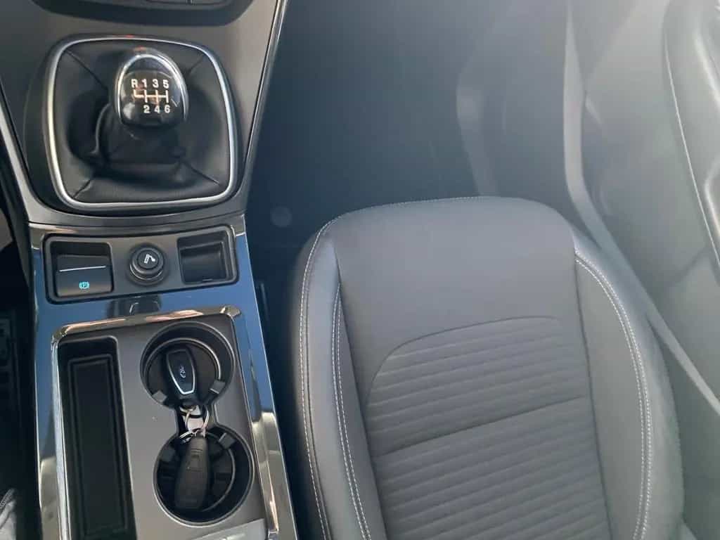 Ford Kuga Titanium+AHK+Xenon+PDC+BLIS+KeyFree+Winter 04/2018-photo-25