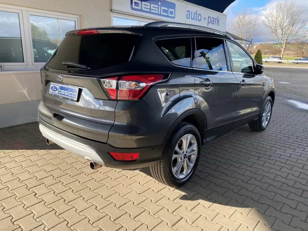 Ford Kuga Titanium+AHK+Xenon+PDC+BLIS+KeyFree+Winter 04/2018-photo-4