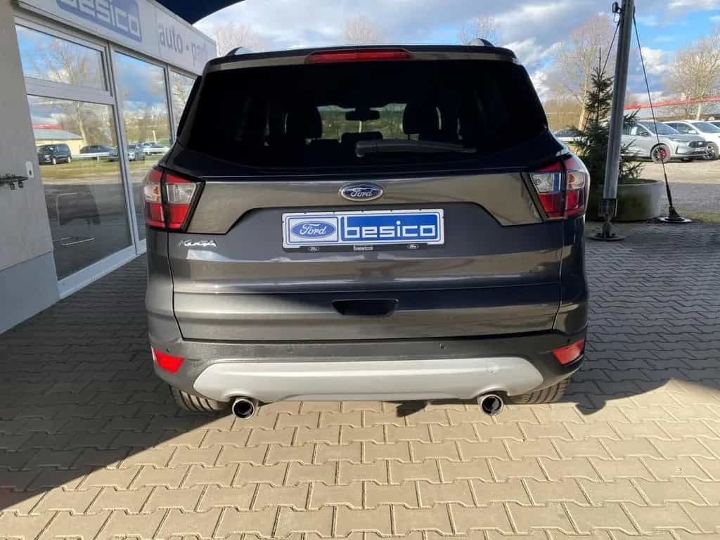 Ford Kuga Titanium+AHK+Xenon+PDC+BLIS+KeyFree+Winter 04/2018-photo-5