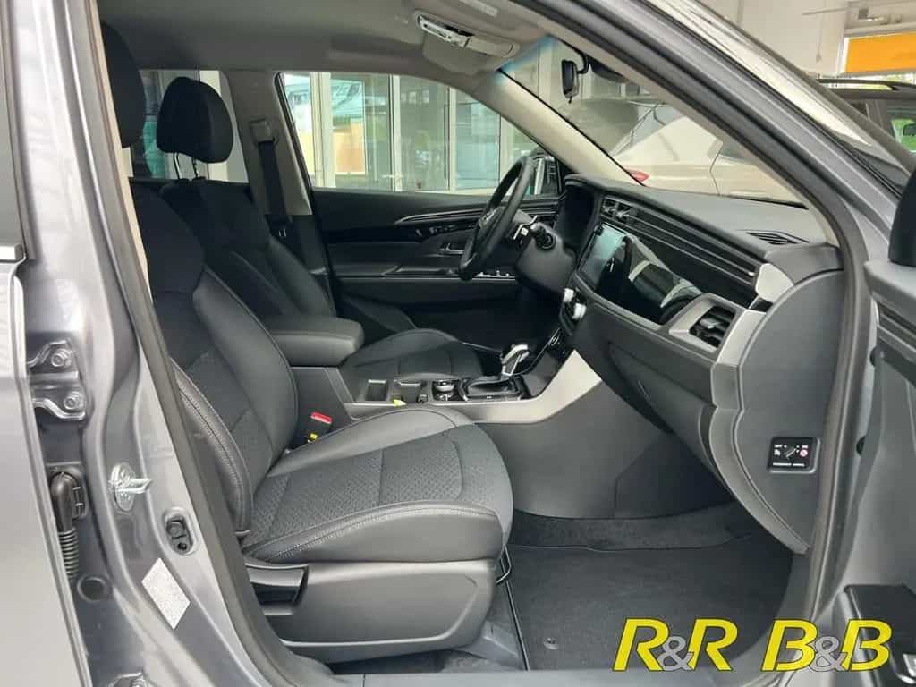 KGM Korando Nomad+ 1.5 GDI AT NAVI+KLIMA+CARPLAY+SHZ null-photo-8