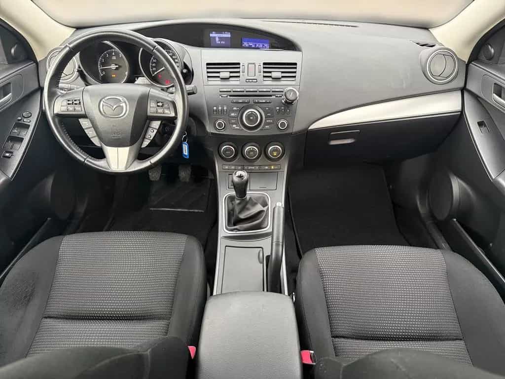 Mazda 3 1.6 Edition Tempomat Sitzheizung AHK Klimaaut. 12/2012-photo-11