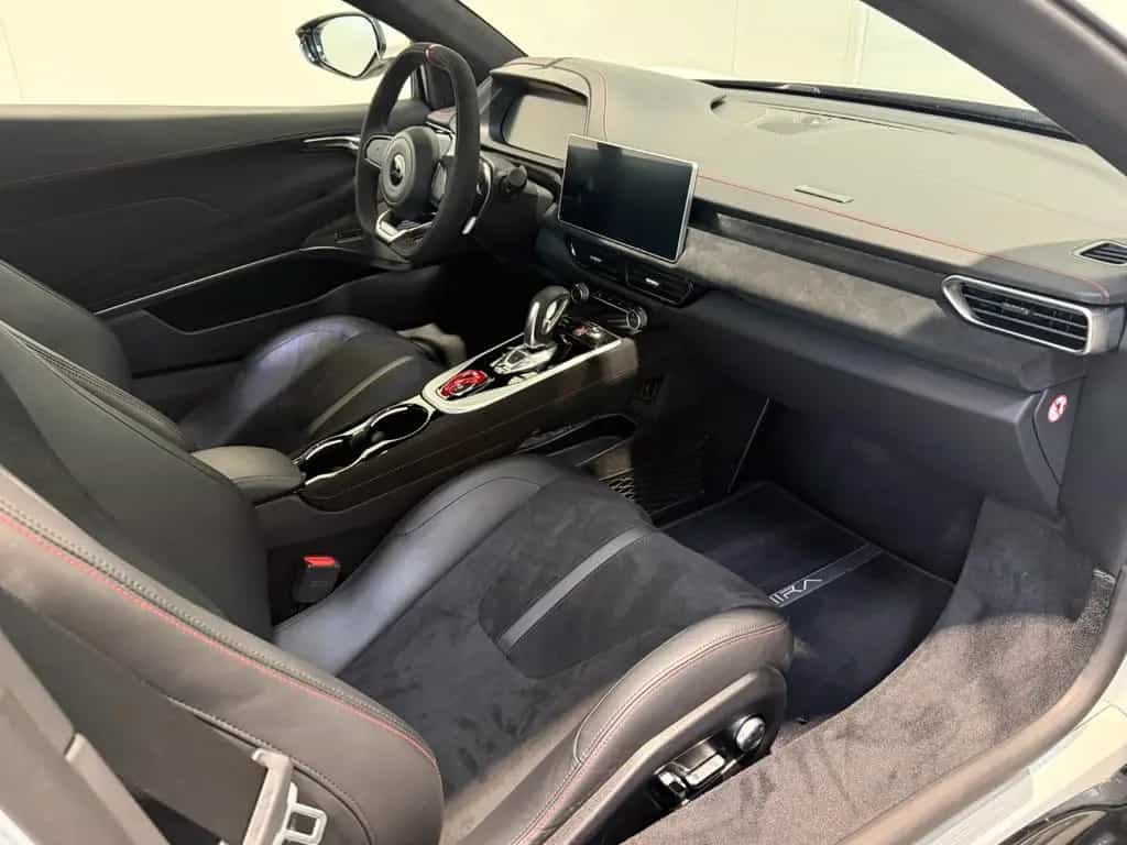 Lotus Emira 2.0 Turbo 268 kW First Edition 04/2024-photo-8