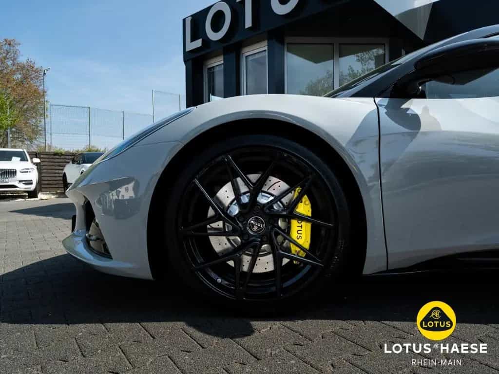 Lotus Emira V6 Zinc Grey - by LOTUS HAESE null-photo-11