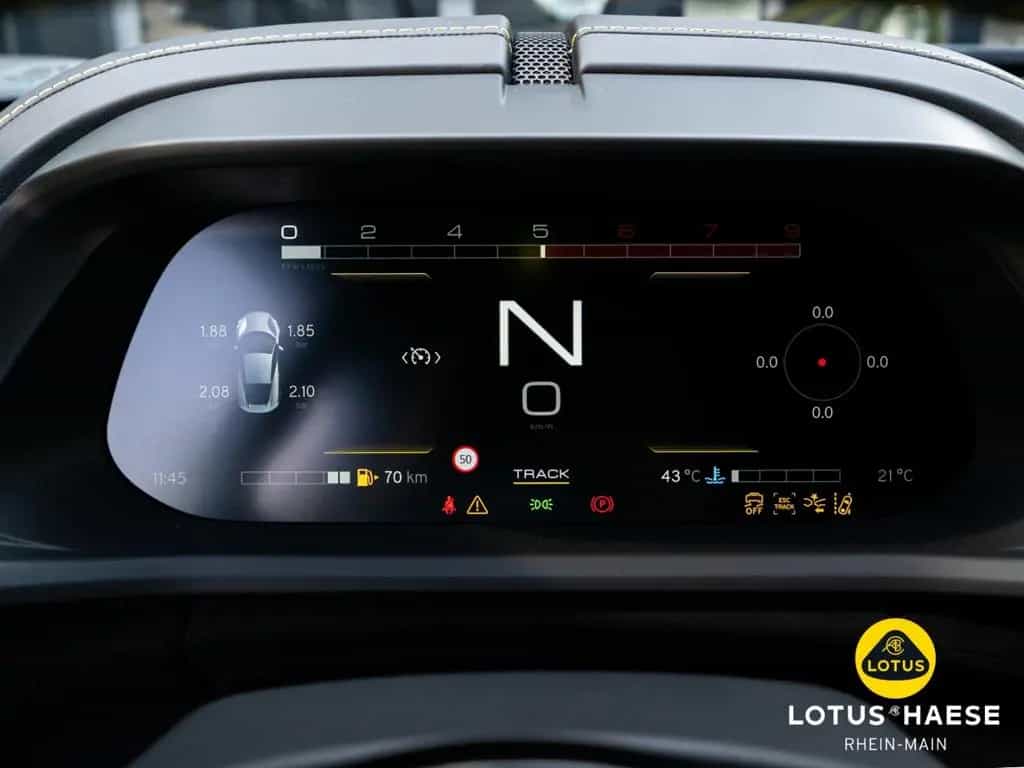 Lotus Emira V6 Zinc Grey - by LOTUS HAESE null-photo-19