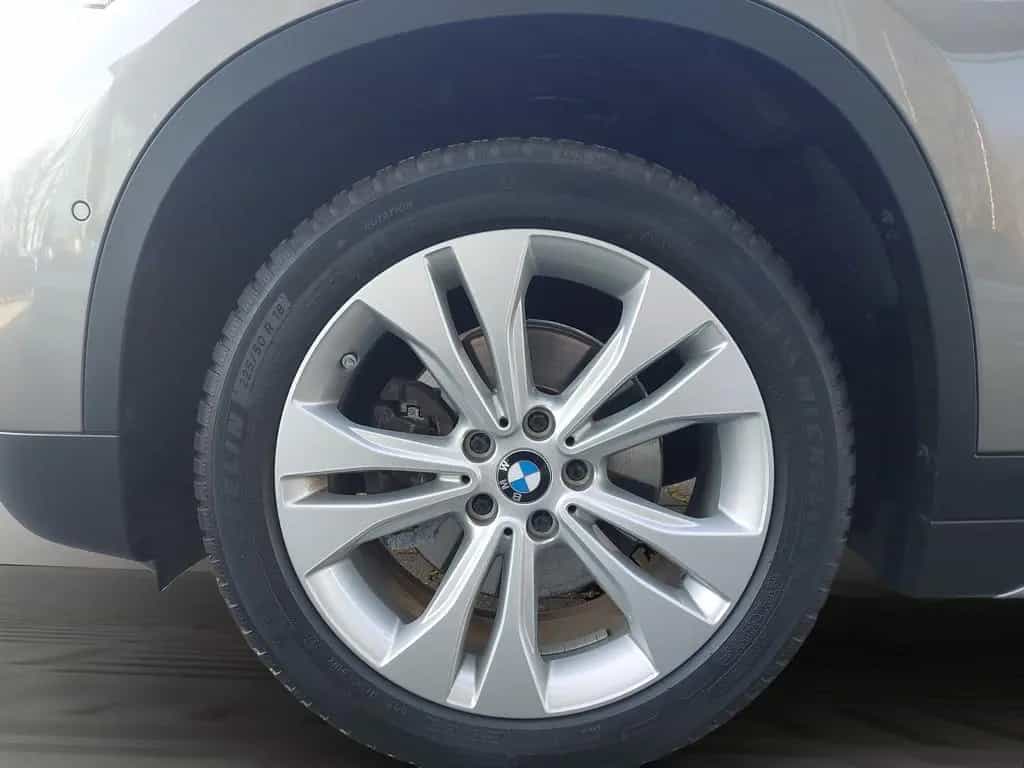 BMW X1 SDrive 09/2016-photo-16