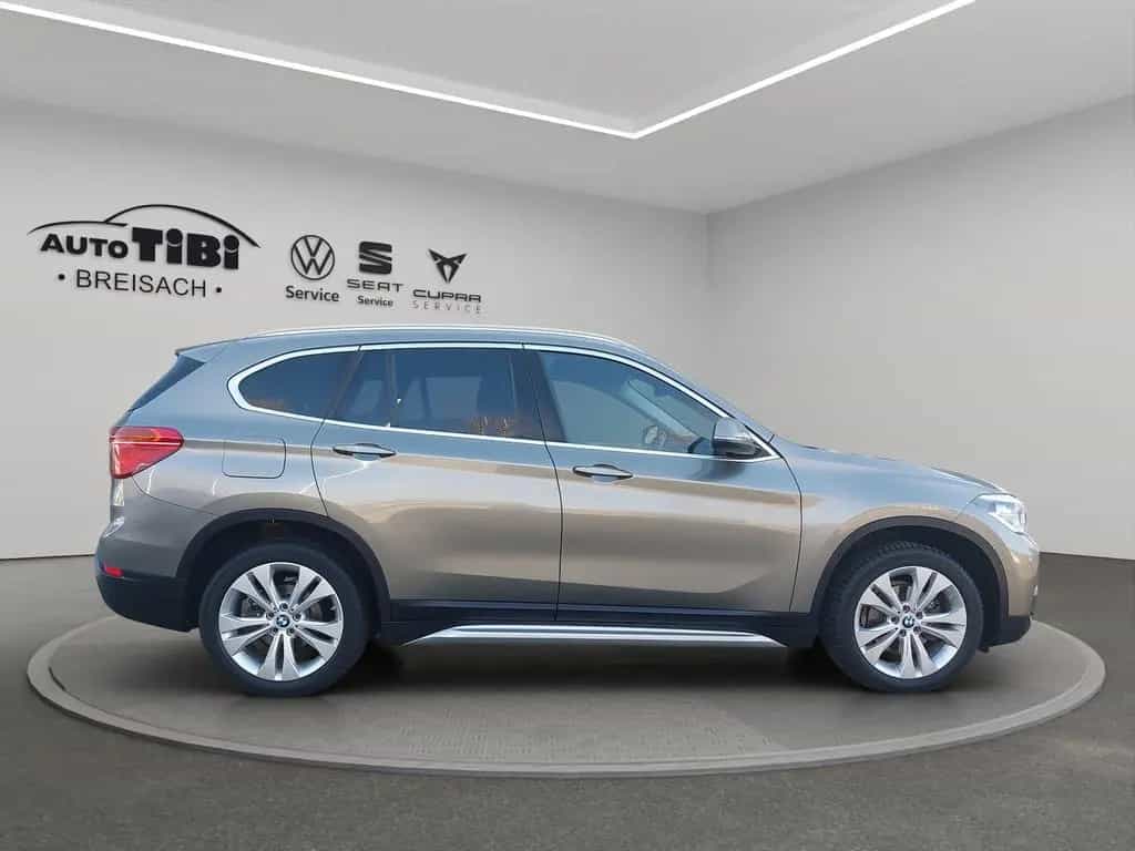 BMW X1 SDrive 09/2016-photo-6