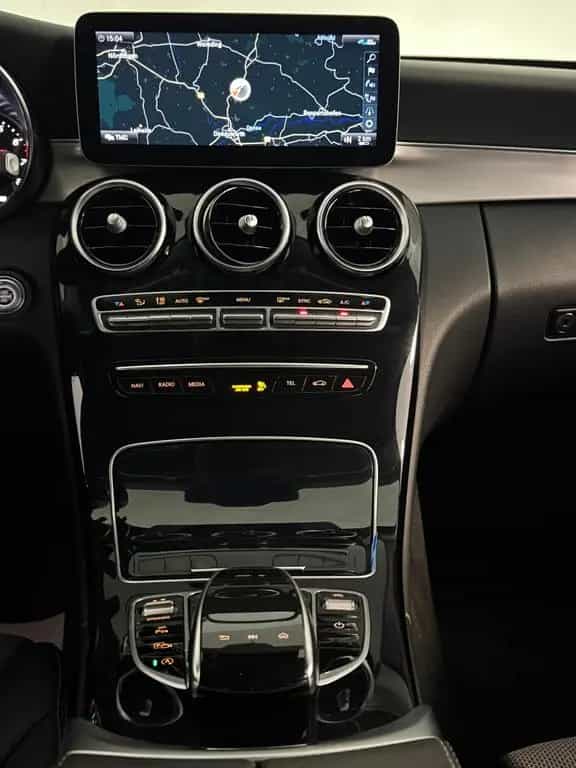 Mercedes-Benz C 180 T Avantgarde Navi LED SFW Kamera Keyless 02/2021-photo-16