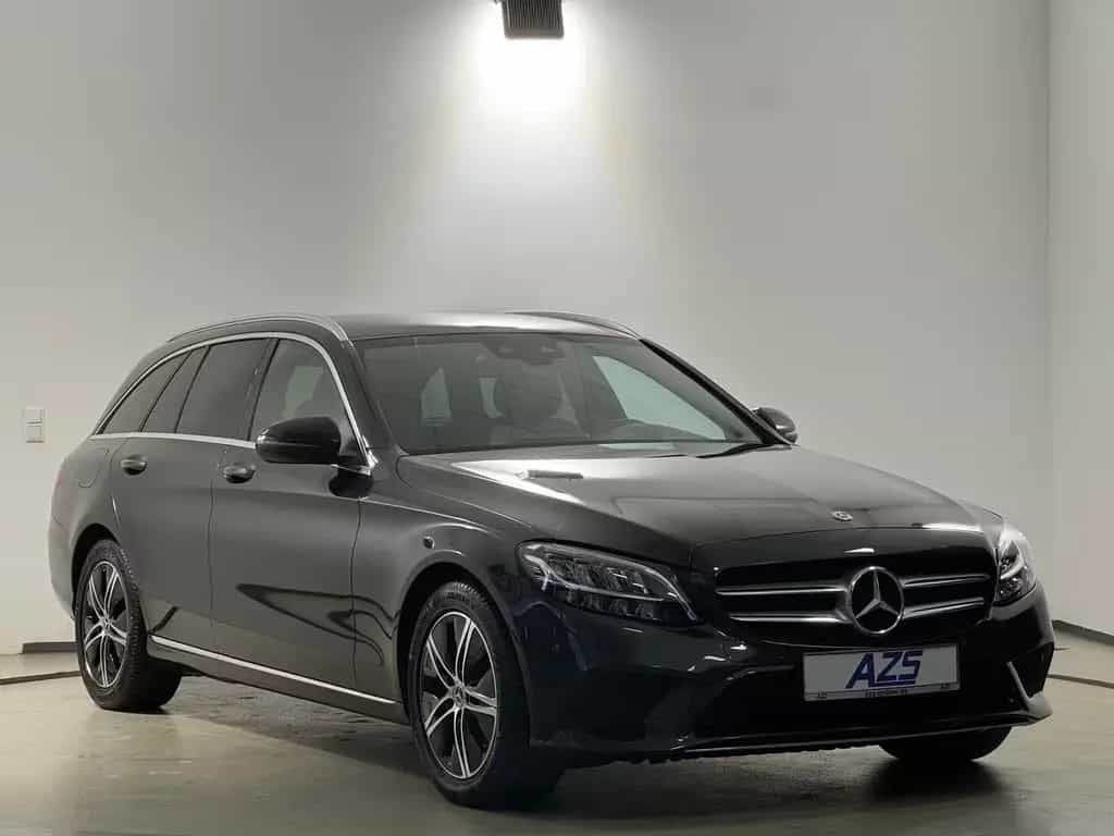 Mercedes-Benz C 180 T Avantgarde Navi LED SFW Kamera Keyless 02/2021-photo-3