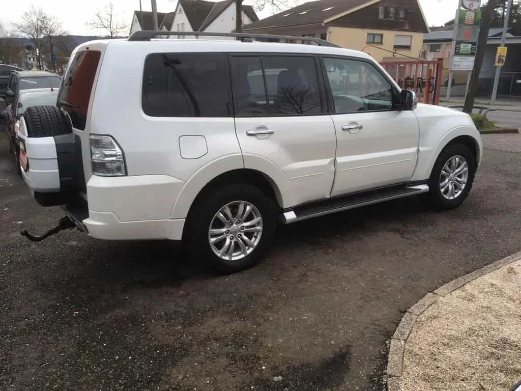 Mitsubishi Pajero 3,2 DI-D 4WD Top Automatik*1.HAND* 01/2014-photo-6