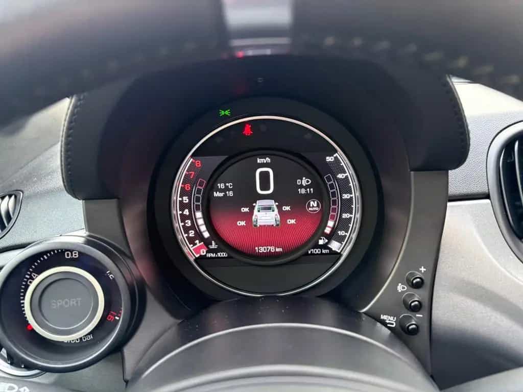 Abarth 595 C 1.4 Turbo T-Jet 145 CV 10/2017-photo-8