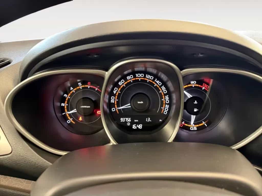 Lada Vesta SW SITZ.HZG TEMPOMAT ALU BLUETOOTH KLIMA M 09/2018-photo-10