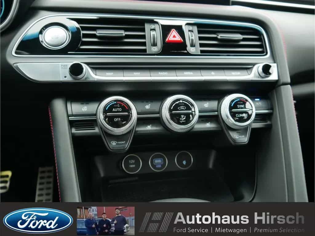 Genesis G70 Sport 2.2 CRDi Leder LED ACC El. Heckklappe 08/2022-photo-15