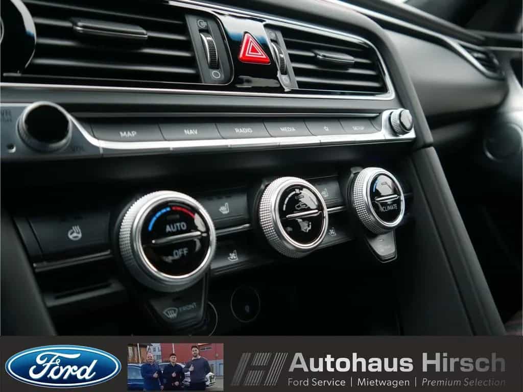 Genesis G70 Sport 2.2 CRDi Leder LED ACC El. Heckklappe 08/2022-photo-26