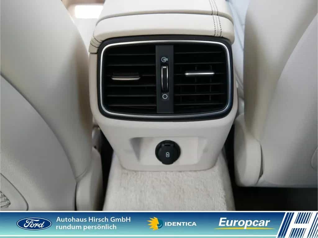 Genesis G70 Luxury 4WD 2.0 T-GDI EU6d AD Leder LED ACC 06/2022-photo-28