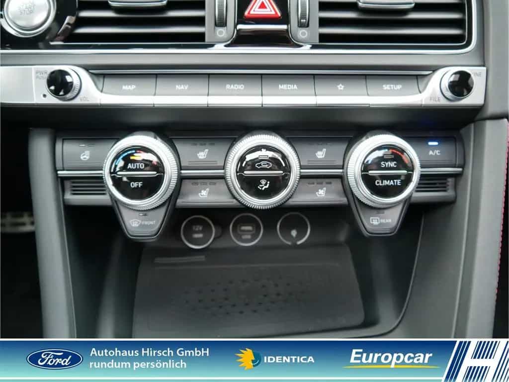 Genesis G70 Sport 4WD 2.2 CRDi AD Leder LED ACC CarPlay 05/2022-photo-29