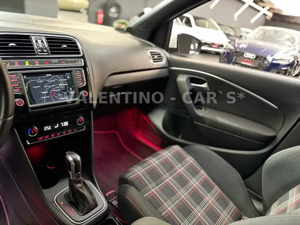 Volkswagen Polo V GTI DSG/Navi/Pano/Shz/Temp/LED/Multi 07/2016-photo-17