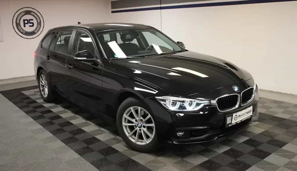 BMW 318 i Touring Autom. LED KLIMA EL.HECKKLAPPE PDC+ 12/2018-photo-1