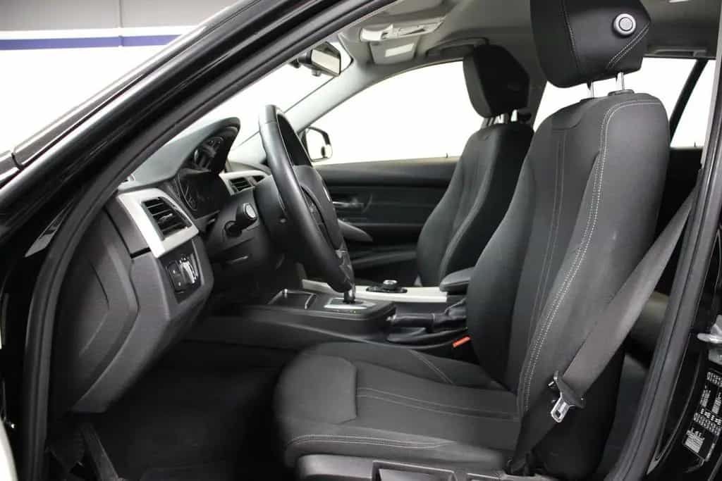 BMW 318 i Touring Autom. LED KLIMA EL.HECKKLAPPE PDC+ 12/2018-photo-7