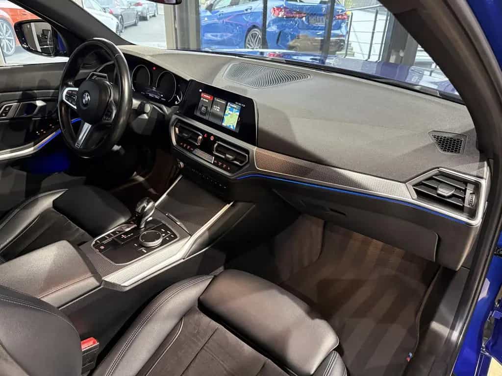 BMW 3 Series 330 i M Sport*KAMERA*LED*NAVI* 12/2019-photo-12