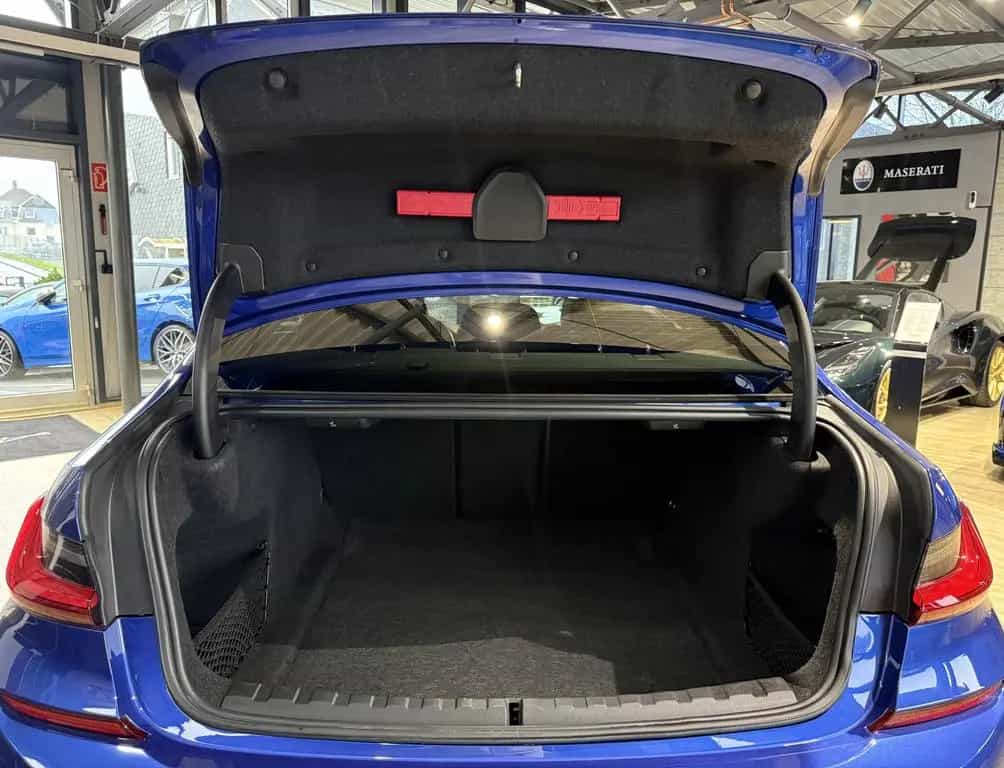 BMW 3 Series 330 i M Sport*KAMERA*LED*NAVI* 12/2019-photo-9