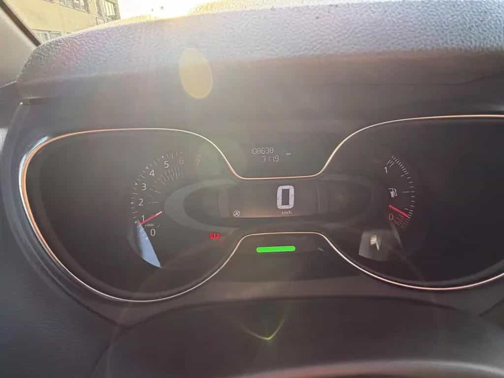 Renault Captur Version S *1te Hand * 08/2018-photo-25