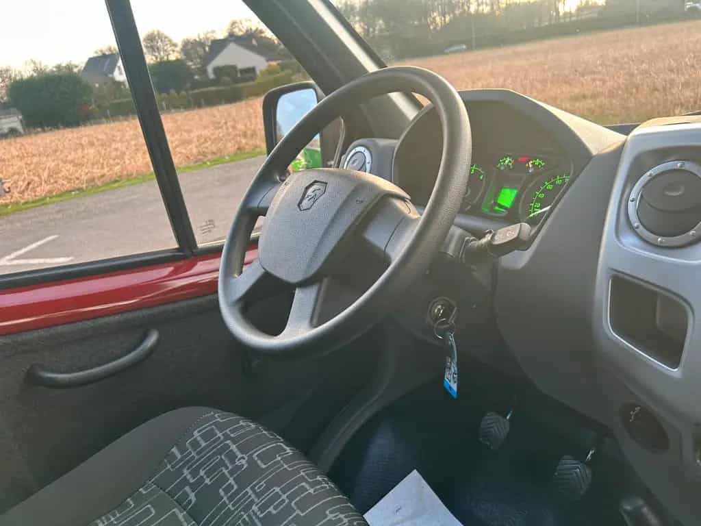 Other Other GAZ Sobol 2.7 Benzin 4x4 7-Sitzer TÜV/AU Neu 11/2025-photo-20