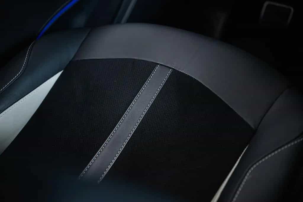 Aston Martin DBX 4.0 V8 DBX707 25MY Full Options Bowers & Wilkins 03/2025-photo-9