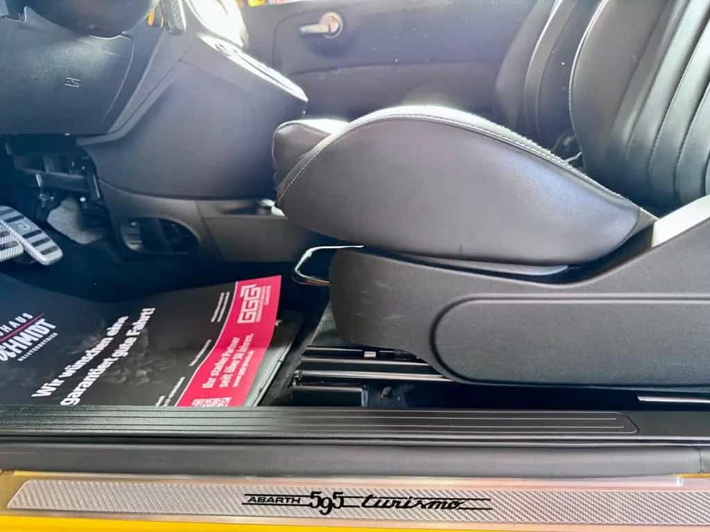 Abarth 595 Turismo Leder Automatik Navi Pano Competizio 09/2016-photo-15