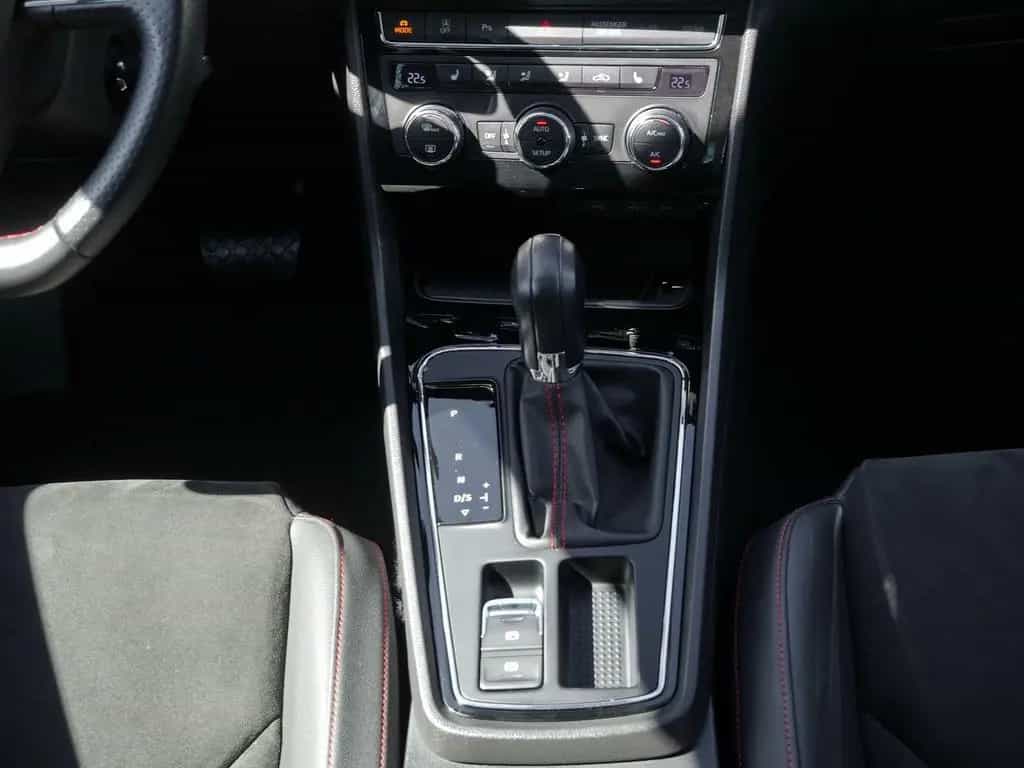 Seat Leon 1.5 TSI FR LED*Navigation*Panoramadach 07/2019-photo-6