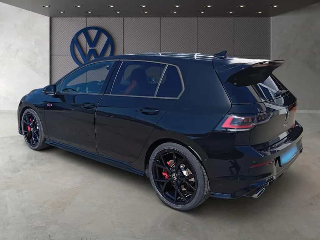 Volkswagen Golf VIII 2.0 TSI GTI Clubsport Navi IQ.LIGHT - 12/2024-photo-3